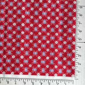 Vintage Daisy & Bow Print Fabric Remnant – Red & Pink – Cotton – 1+ Yard usable